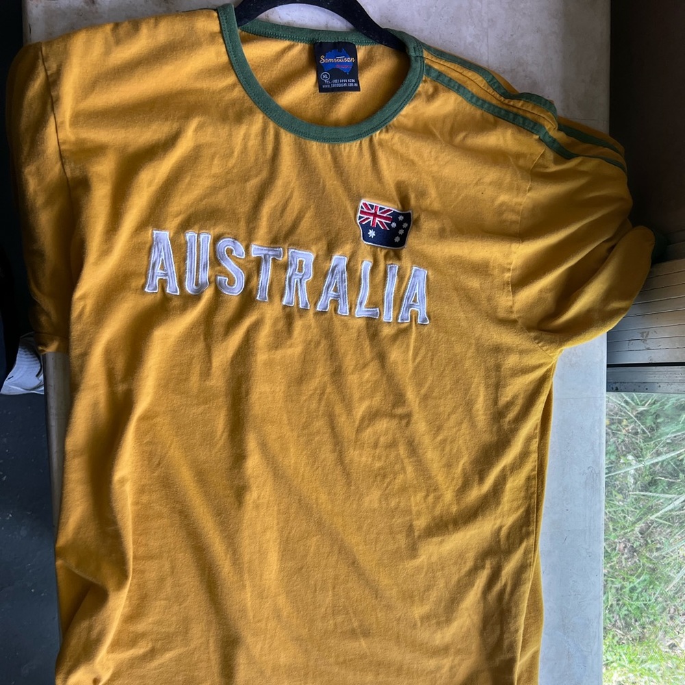 Vintage Australia soccer tee